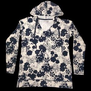 Floral V-Neck Hoodie in Navy and White